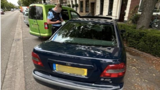 Bestuurder is auto kwijt na tien keer rijden zonder rijbewijs