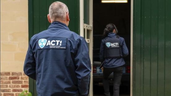Lachgas en hennep in woning