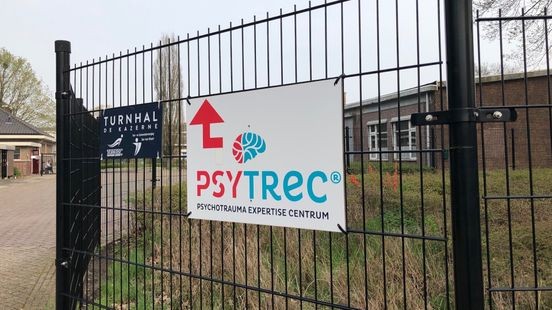 Traumatherapie met seksuele attributen en nepwapens in Weert: deskundigen bezorgd