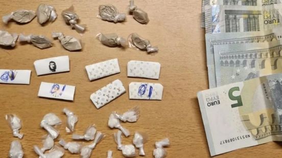 Twee drugsdealers opgepakt in park Maastricht
