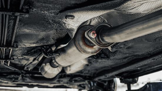 Katalysator gedumpt bij achtervolging: duo opgepakt