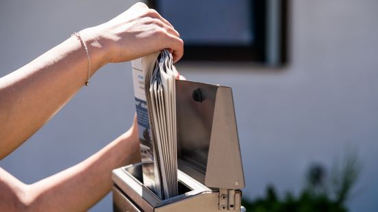 Man slaat krantenbezorgster (14) tegen de grond en zou haar hebben proberen te verkrachten