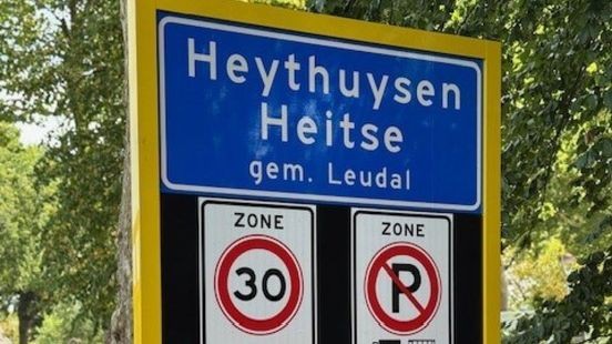 Na actie met plakletters komt gemeente Leudal nu zelf met Limburgse komborden