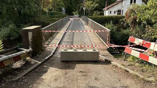 Brug Molenhoek volledig open: auto's mogen er weer overheen