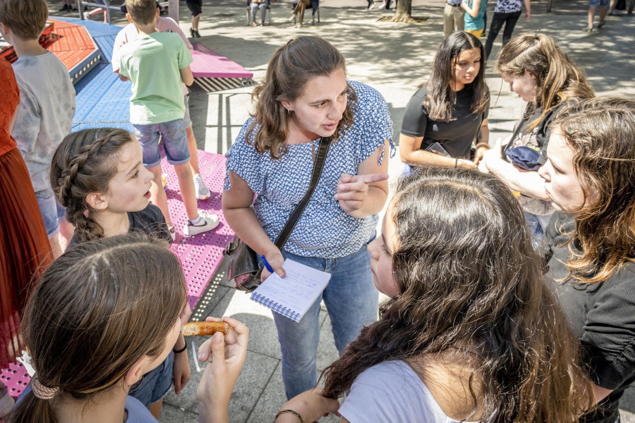 Op ‘grote mensen’ rust een taboe in de Kinderkrant, die nu ook in Maasgouw en Echt-Susteren verschijnt