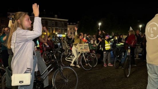 Fietstocht Dolle Mina's in Maastricht benadrukt noodzaak: 'Ik ben in mijn gezicht gespuugd'