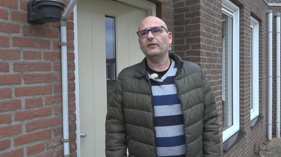 MS-patiënt Jeroen dolblij na schenking nieuwe brommobiel