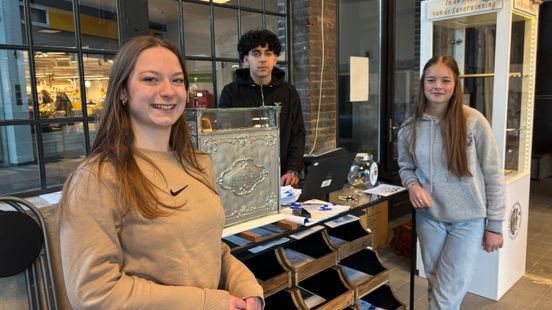 Leerlingen VMBO combineren geschiedenis met ondernemerschap in pop-up store