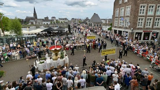 30.000 bezoekers in Maastricht voor Heiligdomsvaart: weergoden gunstig gezind