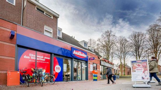 Jan Linders Venray als eerste omgebouwd tot Albert Heijn