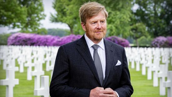 Koning Willem-Alexander en minister-president Schoof bij Memorial Day