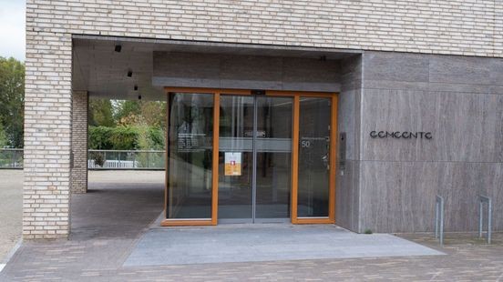 Politie en justitie onderzoeken wapenincident gemeentehuis Meerssen