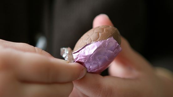 Paaseitje verliest terrein door hoge prijs en lekker weer
