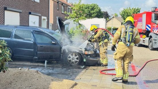 Man (55) uit Vlodrop aangehouden voor brandstichting auto in Melick