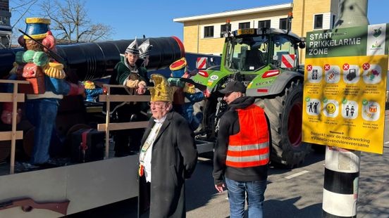 Primeur in Valkenburgse optocht: prikkelarme zone: 'Het lijkt wel een rouwstoet'