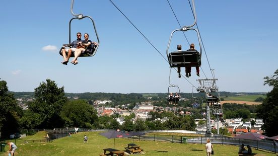 Kabelbaan Valkenburg voor het eerst na instorting Wilhelminatoren weer geopend