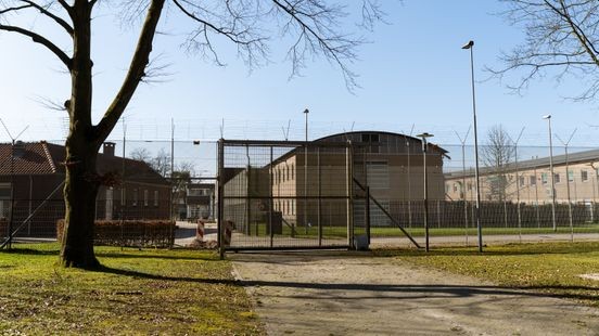 Oud-bajesbeveiliger had seks met gedetineerde in cel: ook in hoger beroep vrijspraak