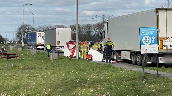 Overleden persoon gevonden bij parkeerplaats Geleen