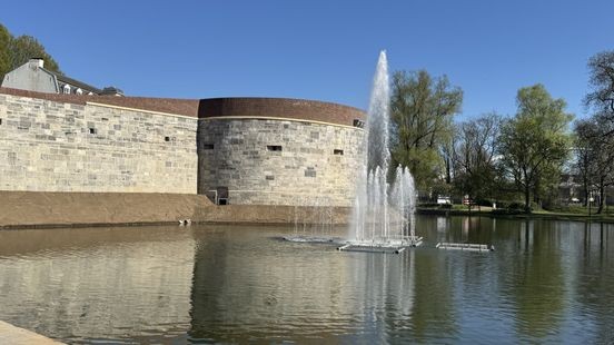 Stadsmuur Maastricht eindelijk hersteld, na zes jaar van denken, onderzoeken en bouwen