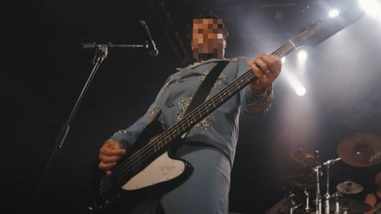 Bassist van Heideroosjes al weken in de cel vanwege kinderpornozaak