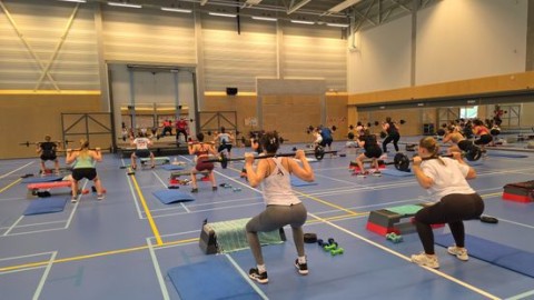 Studenten moeten volle mep betalen voor sporten, vindt minister
